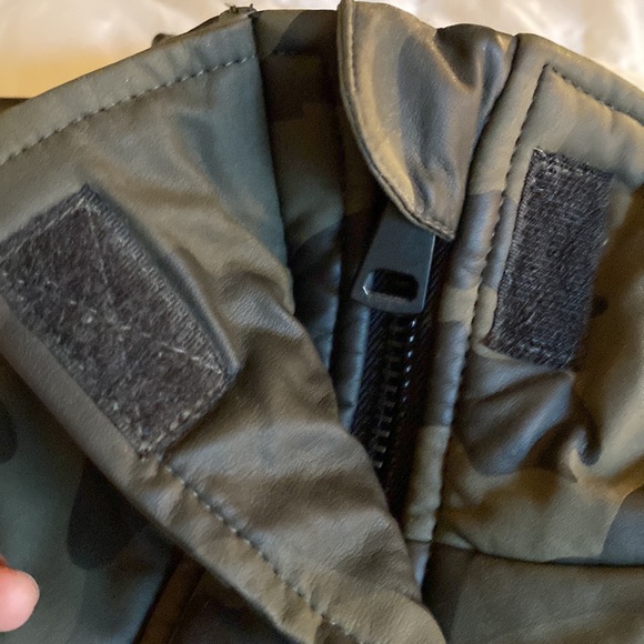 Bagatelle NYC Camouflage green puffer jacket cropped - Picture 7 of 11